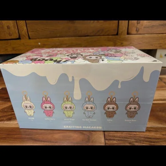 Exciting Macaron Labubu - sea salt coconut - Picture 6 of 6